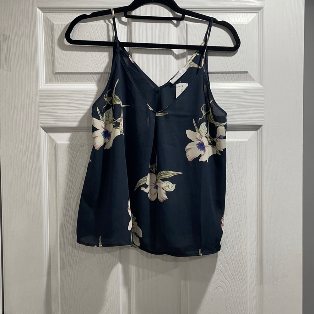 Lush Rhodes V Neck Cami Large